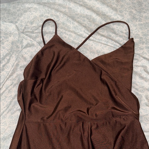 Dresses & Skirts - Elegant Brown Sleeveless Dress